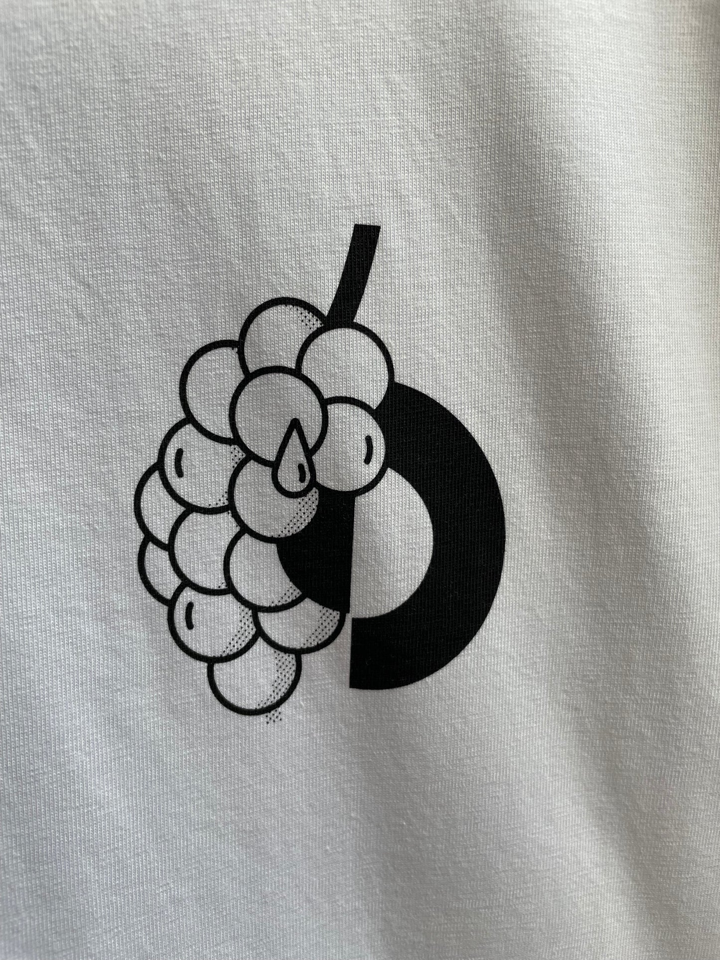 GRAPE TEE